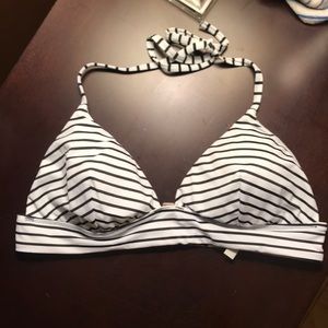 Barely worn VS Bikini top.